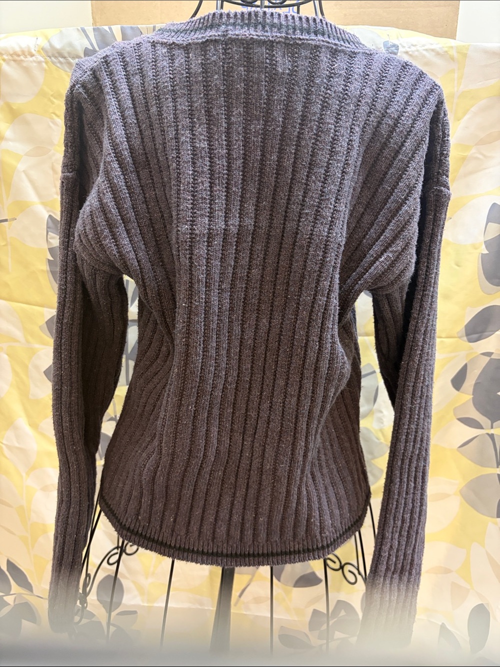 bill blass Ribbed V-Neck Sweater - Picture 2 of 2